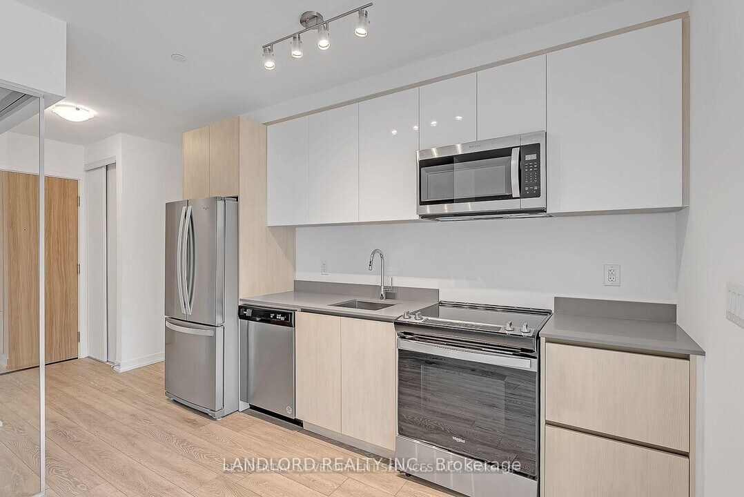 11 Maryport Ave in Toronto, ON - Building Photo