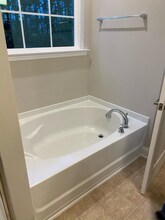 47 Wood Spring Ct in Fuquay Varina, NC - Foto de edificio - Building Photo