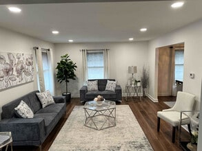 23W234 Edgewood Ct in Glen Ellyn, IL - Building Photo - Building Photo