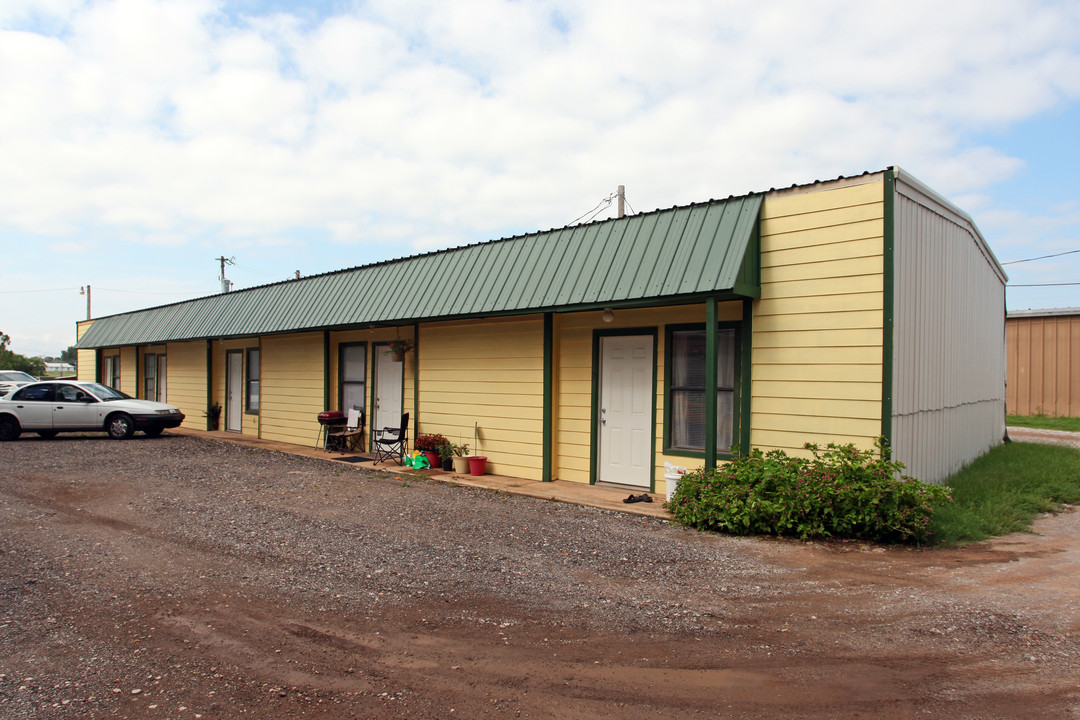 Heritage Apartments in Newcastle, OK - Building Photo