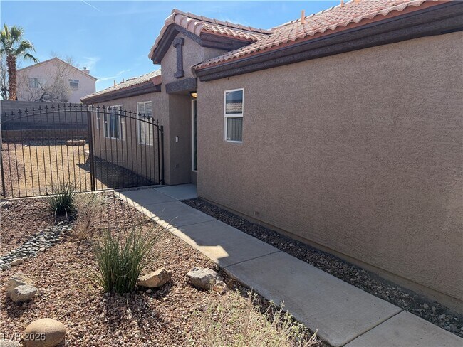 9333 Jumpin Juniper in Las Vegas, NV - Building Photo - Building Photo