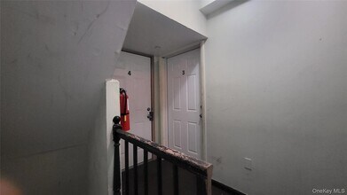 67 Academy St in Poughkeepsie, NY - Foto de edificio - Building Photo