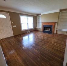5614 Cumberland Dr in Garfield Heights, OH - Building Photo - Building Photo