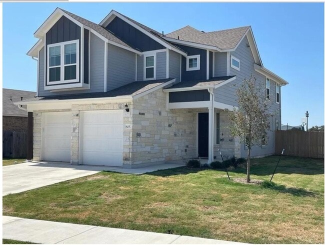 805 Vaughn St in Georgetown, TX - Building Photo - Building Photo