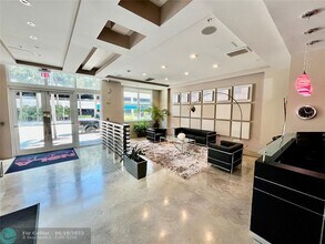 313 NE 2nd St in Fort Lauderdale, FL - Building Photo - Building Photo
