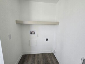 3401 N Walnut Rd in Las Vegas, NV - Building Photo - Building Photo