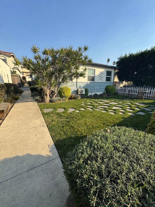 910 S Pacific Coast Hwy in Redondo Beach, CA - Building Photo