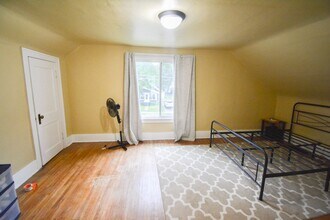 1309 3rd St NE in Rochester, MN - Building Photo - Building Photo