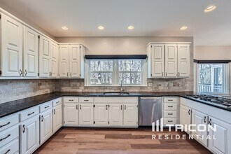 1961 Calvin Dr in Duluth, GA - Building Photo - Building Photo