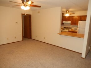 4141 Karl Rd in Columbus, OH - Building Photo - Building Photo