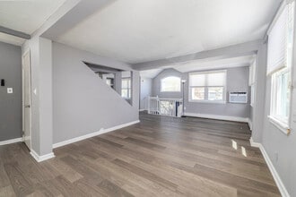 108 Ralph Ave in Babylon, NY - Building Photo - Building Photo