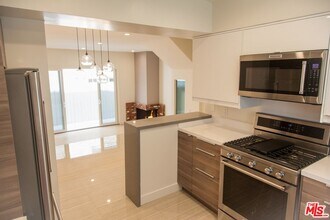 508 Kings Rd in West Hollywood, CA - Building Photo - Building Photo