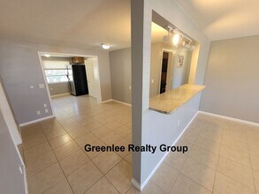 4542 Grand Central Ave in New Port Richey, FL - Building Photo - Building Photo