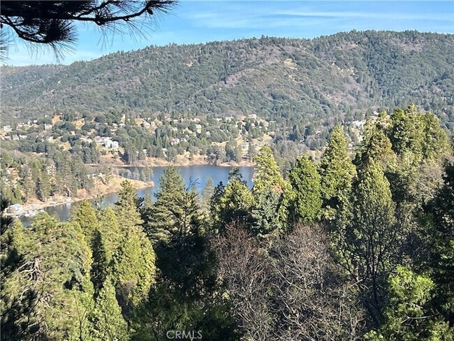 23870 Lakeview Dr, Unit 1B-402 in Crestline, CA - Building Photo - Building Photo