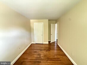14386 Berkshire Dr in Woodbridge, VA - Building Photo - Building Photo