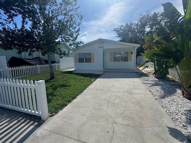 property at 3042 Highland St N