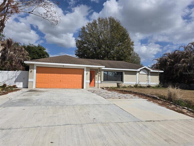 1761 SW Monterrey Ln in Port St. Lucie, FL - Building Photo - Building Photo