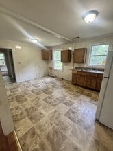 135 1st St in Tupelo, MS - Building Photo - Building Photo