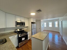 356 Somerville Ave in Somerville, MA - Building Photo