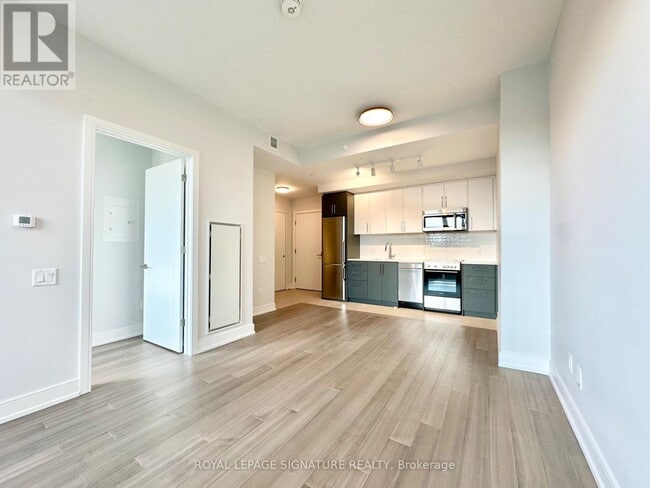 property at 664 Spadina Ave.