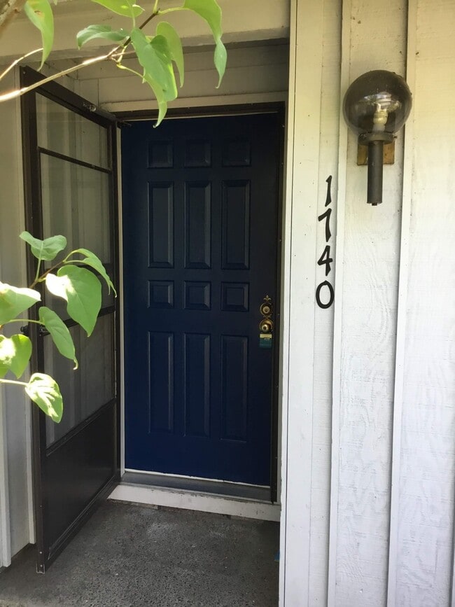 1740 Balboa St in Eugene, OR - Building Photo - Building Photo