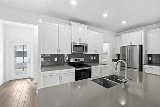3075 Addison Blvd in St. Cloud, FL - Building Photo - Building Photo