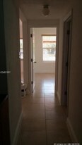 1821 NW 33rd St in Miami, FL - Building Photo