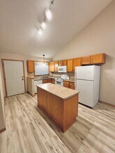 1040 4th St SE in Forest Lake, MN - Building Photo - Building Photo