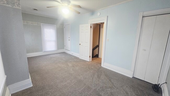 457 W 5th St, Unit 2nd Floor in Erie, PA - Foto de edificio - Building Photo