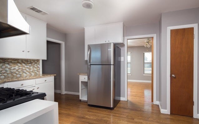 property at 303 Schmeltzer Ln