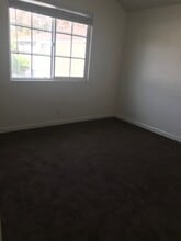 1231 Isleton Pl, Unit B in Oxnard, CA - Building Photo - Building Photo