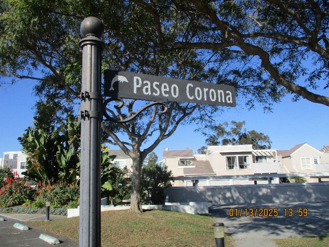 24098 Paseo Corona