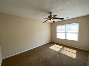 240 Bridgewater Way in Athens, GA - Building Photo - Building Photo