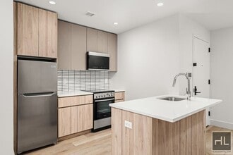 BRUCKNER BOULEVARD in Bronx, NY - Building Photo - Building Photo