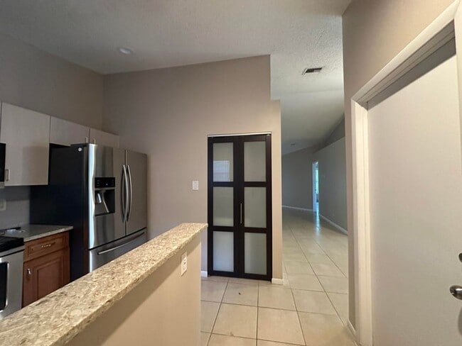 300 NE 42nd St in Boca Raton, FL - Building Photo - Building Photo