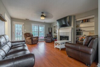 5166 Summer Mist Cove in Arlington, TN - Building Photo - Building Photo