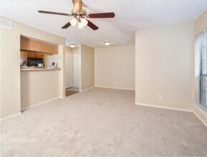 9971 Quail Blvd, Unit 0821 in Austin, TX - Building Photo - Building Photo