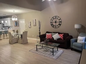 102 Grey Oak Ct in Savannah, GA - Building Photo - Building Photo