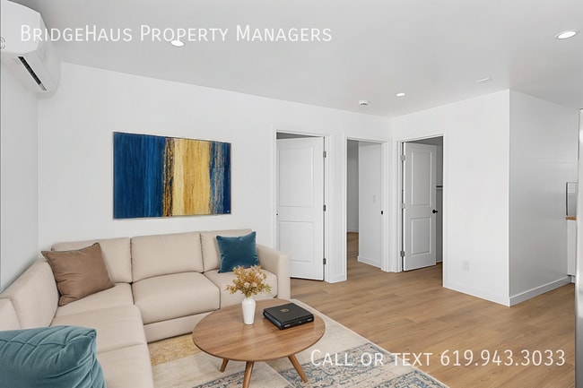 property at 4656 Santa Monica Ave