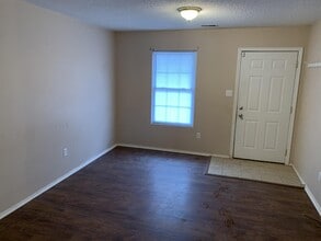 107 Branch Rd in Beckley, WV - Building Photo - Building Photo