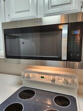 8545 Midpark Rd in Dallas, TX - Building Photo - Building Photo