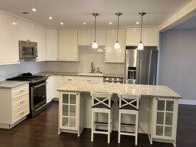 13629 56th Ave SE in Everett, WA - Building Photo