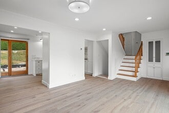 114 Candlewood Dr in Yonkers, NY - Building Photo - Building Photo