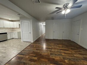 309 Hillcrest St in Mansfield, TX - Building Photo - Building Photo