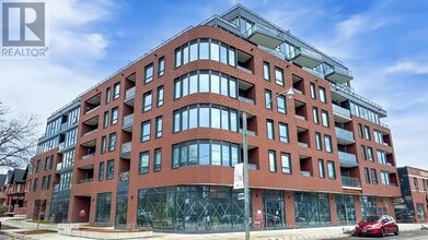 5 Lakeview Ave in Toronto, ON - Building Photo - Building Photo