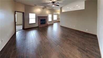 1420 SE 15th St in Moore, OK - Building Photo - Building Photo