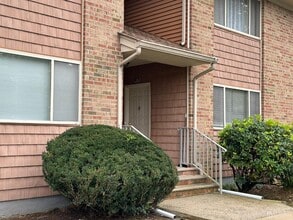 401 Cynthia Ct in Princeton, NJ - Building Photo - Building Photo
