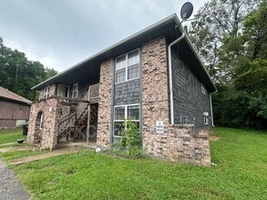 9215 E 54th Terrace in Raytown, MO - Building Photo - Building Photo