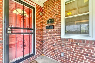 2716 N Longwood St in Baltimore, MD - Building Photo - Building Photo