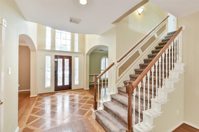 property at 5803 Song Ridge Ct